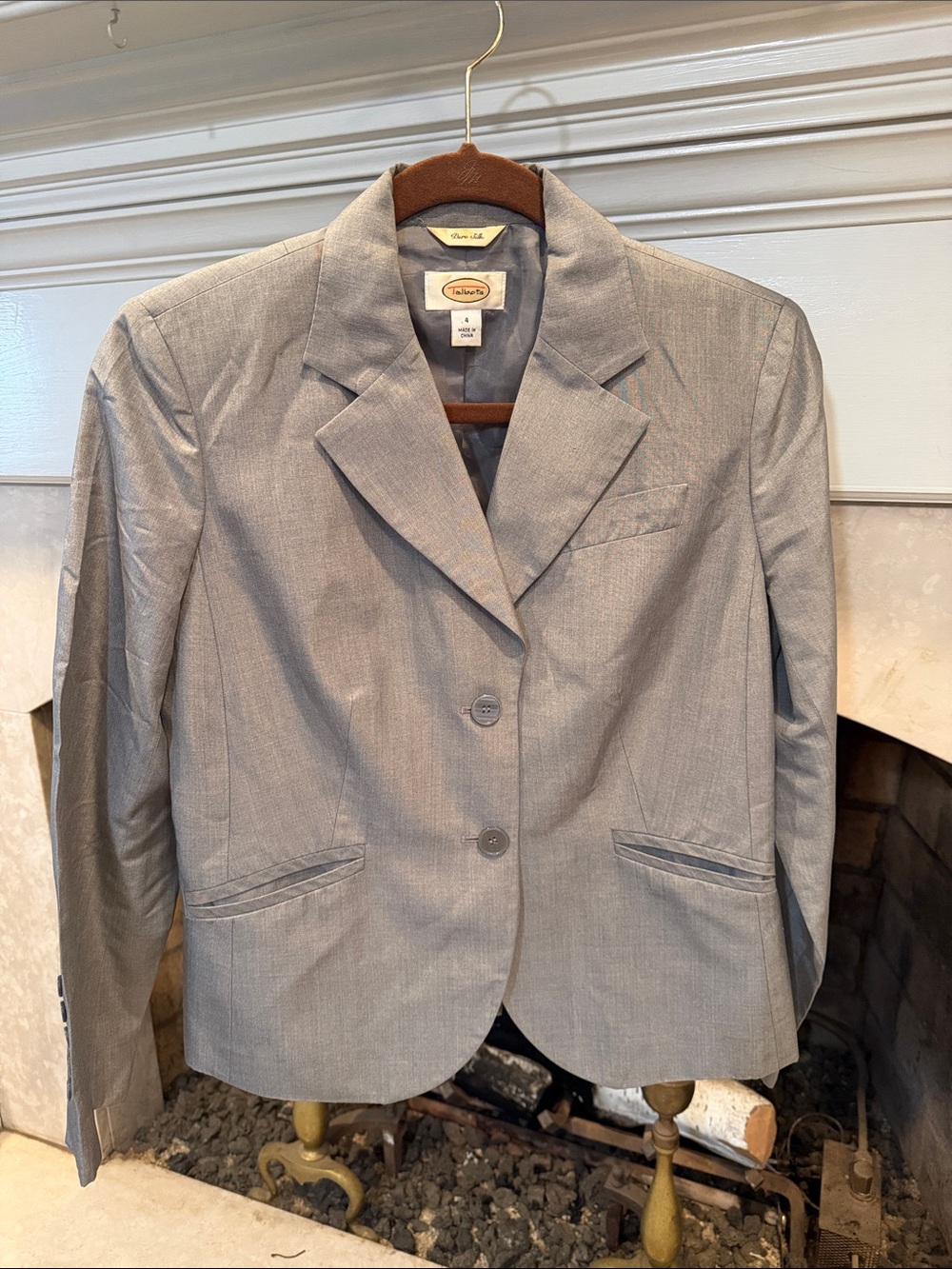 Talbots Light Gray Women's Tailored 100% Silk Blazer size 4